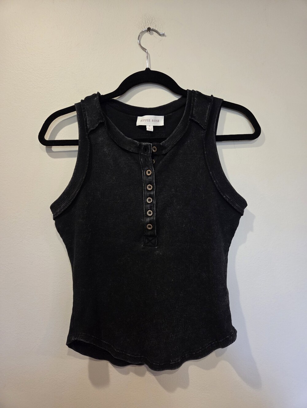 HIPPIE ROSE Ribbed Henley Tank Top